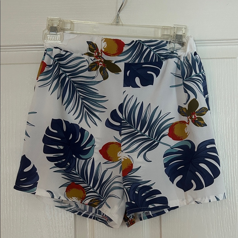SHEIN High Waist Tropical Print Shorts - Blue and White